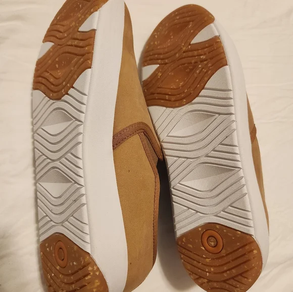 BOGS Kicker Slip On Leather Casual Shoes - Picture 6 of 7